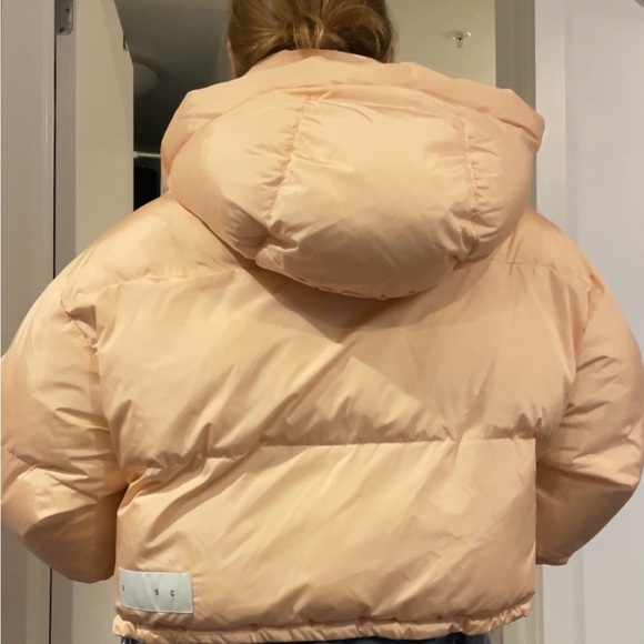 Shoreditch Ski Club Willow Short Puffer Jacket in Peach Size L NWOT - Picture 6 of 9